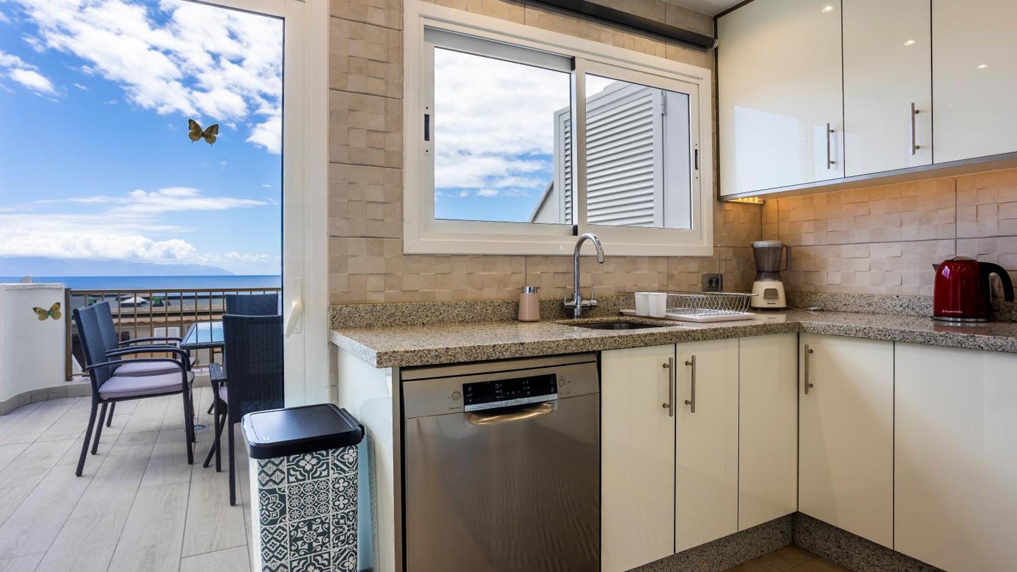 Ocean Panorama - 3 Ac Bedrooms, Private Garage, New Pool, 2 Bathrooms, Tv Channels Acantilado de los Gigantes Esterno foto